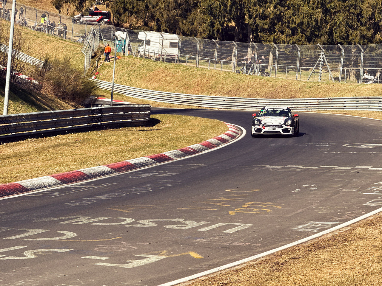 Chris | Ringknipser Handyfotos Nürburgring NLS 1 2025 Chris | Ringknipser Handyfotos Nürburgring NLS 1 2025