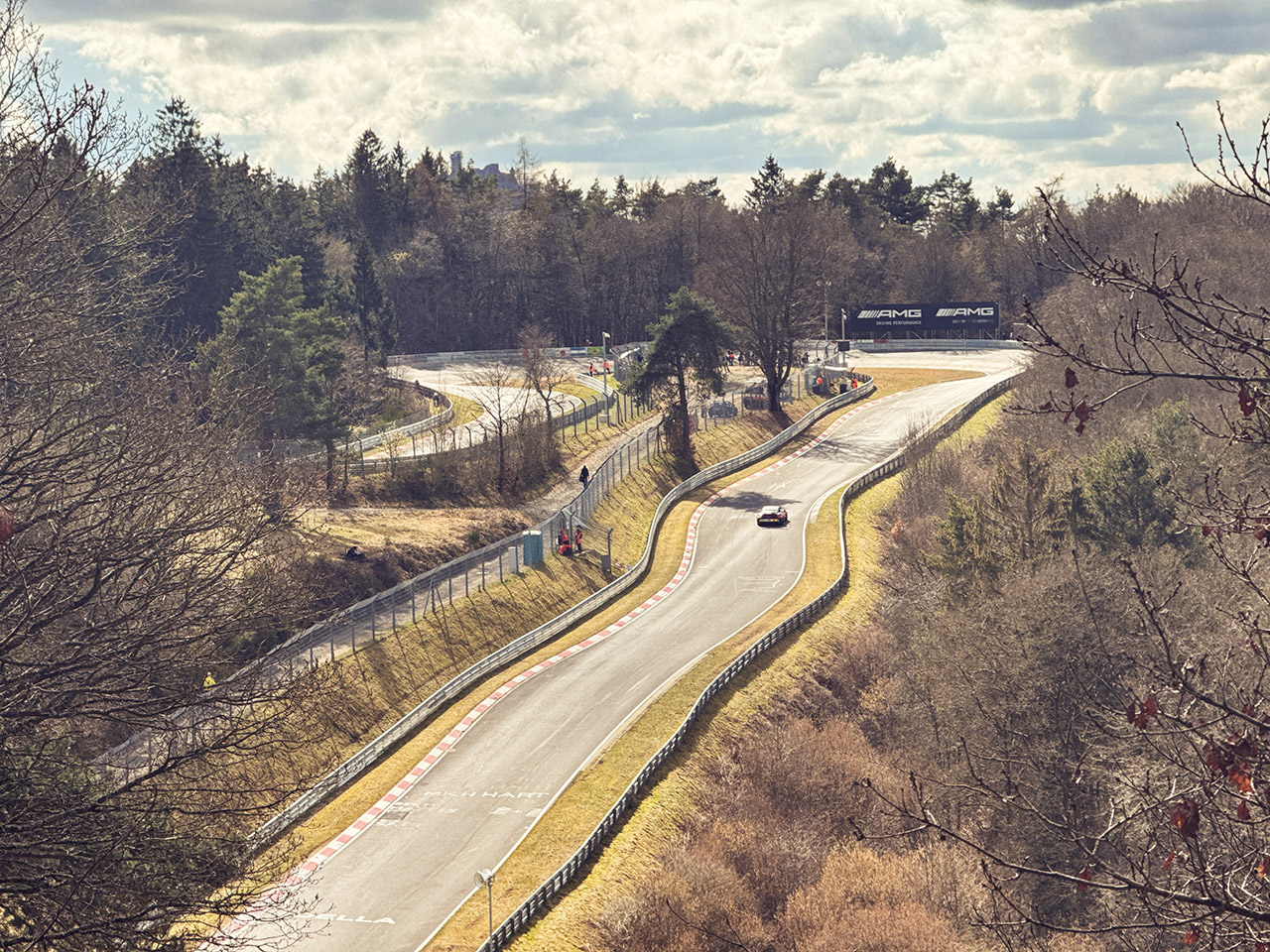 Chris | Ringknipser Handyfotos Nürburgring NLS 1 2025 Chris | Ringknipser Handyfotos Nürburgring NLS 1 2025