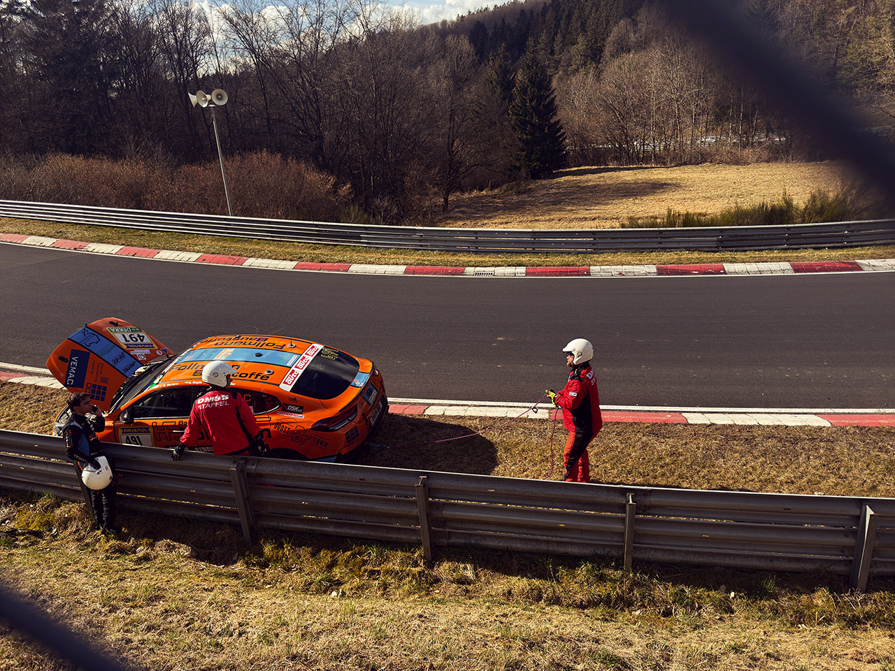 Chris | Ringknipser Handyfotos Nürburgring NLS 1 2025 Chris | Ringknipser Handyfotos Nürburgring NLS 1 2025