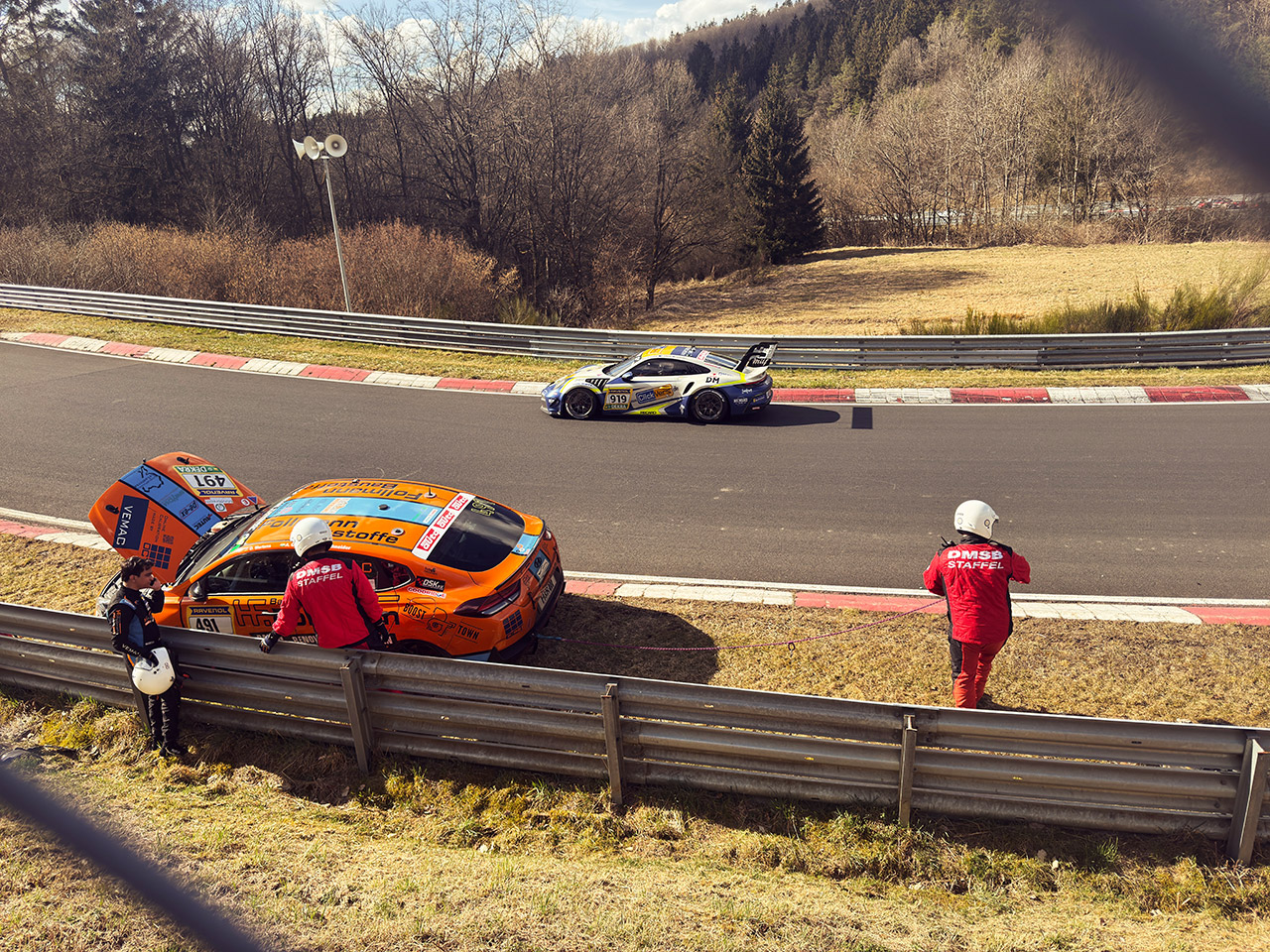 Chris | Ringknipser Handyfotos Nürburgring NLS 1 2025 Chris | Ringknipser Handyfotos Nürburgring NLS 1 2025