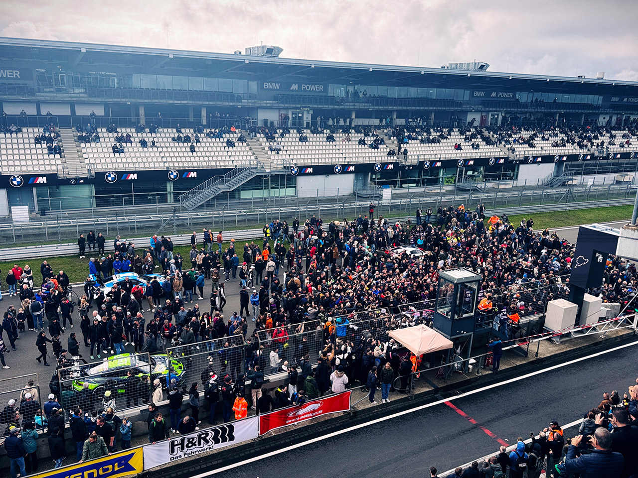 Chris | Ringknipser Handyfotos Nürburgring NLS 9 2025