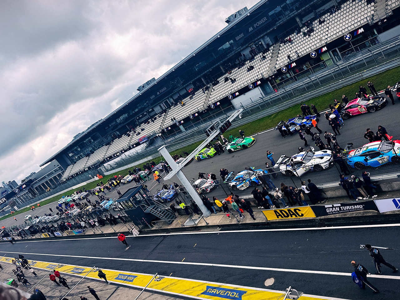 Chris | Ringknipser Handyfotos Nürburgring NLS 9 2025