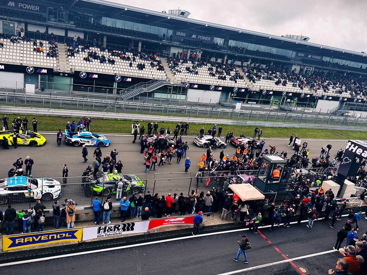 Chris | Ringknipser Handyfotos Nürburgring NLS 9 2025