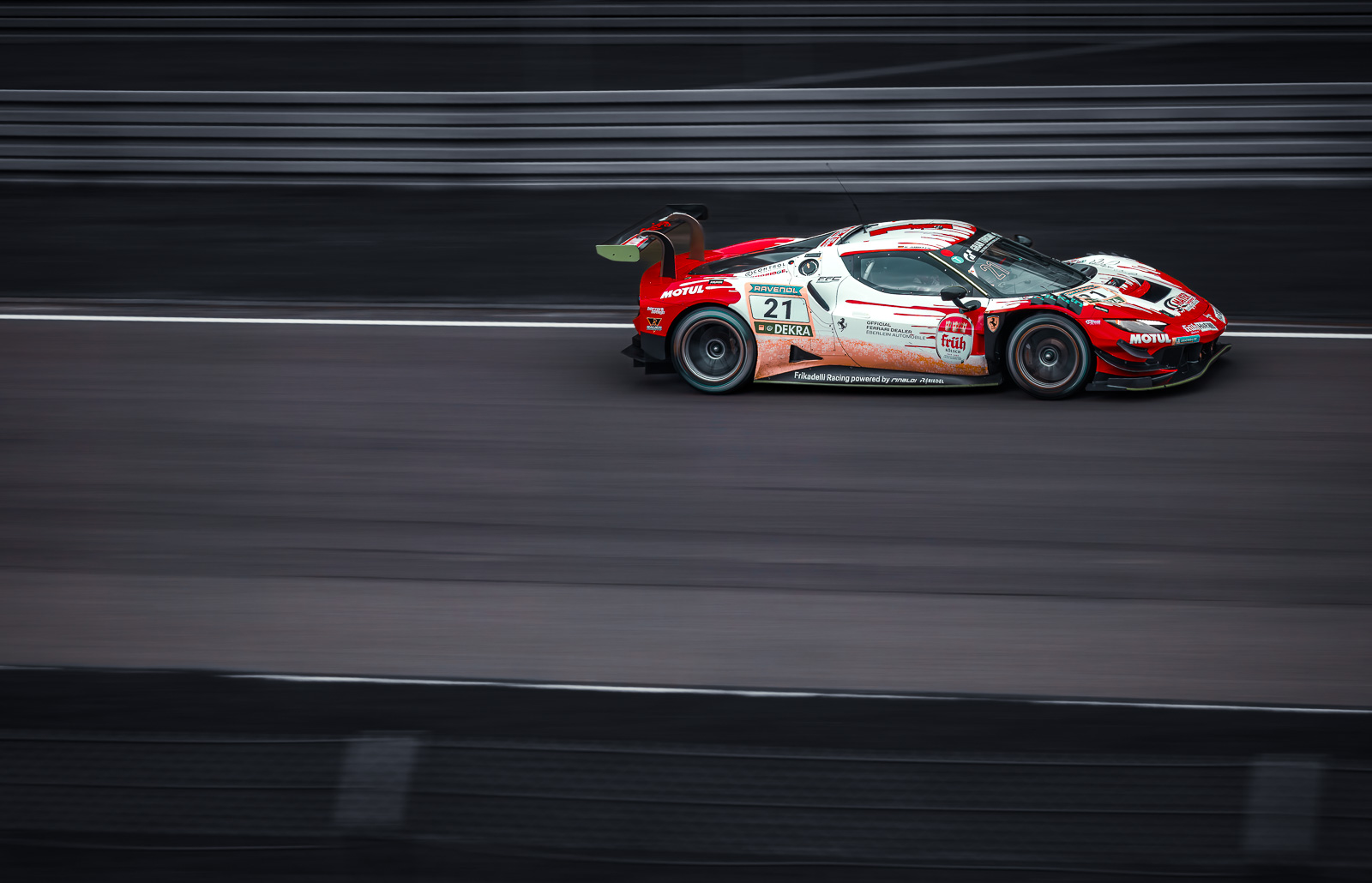 Chris Chris | Ringknipser Nürburgring NLS 9 2025: Frikadelli Racing Ferrari