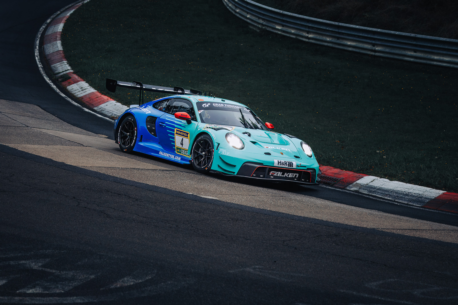 Chris Chris | Nürburgring Nordschleife NSL10-2025: Falken Porsche
