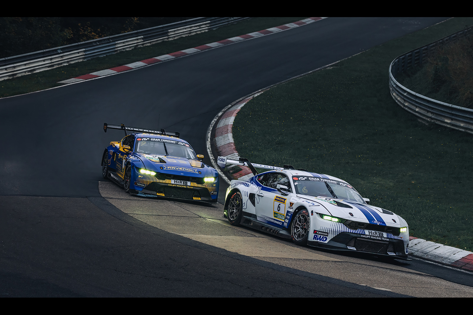 Chris Chris | Ringknipser Nürburgring-Nordschleife NLS10 2025 die Ford Mustang im kleinen Karussell